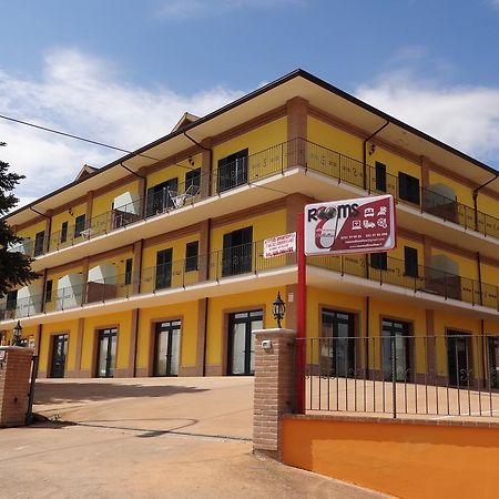 Affittacamere Rooms Di Matteo San Paolo di Iesi Exterior foto