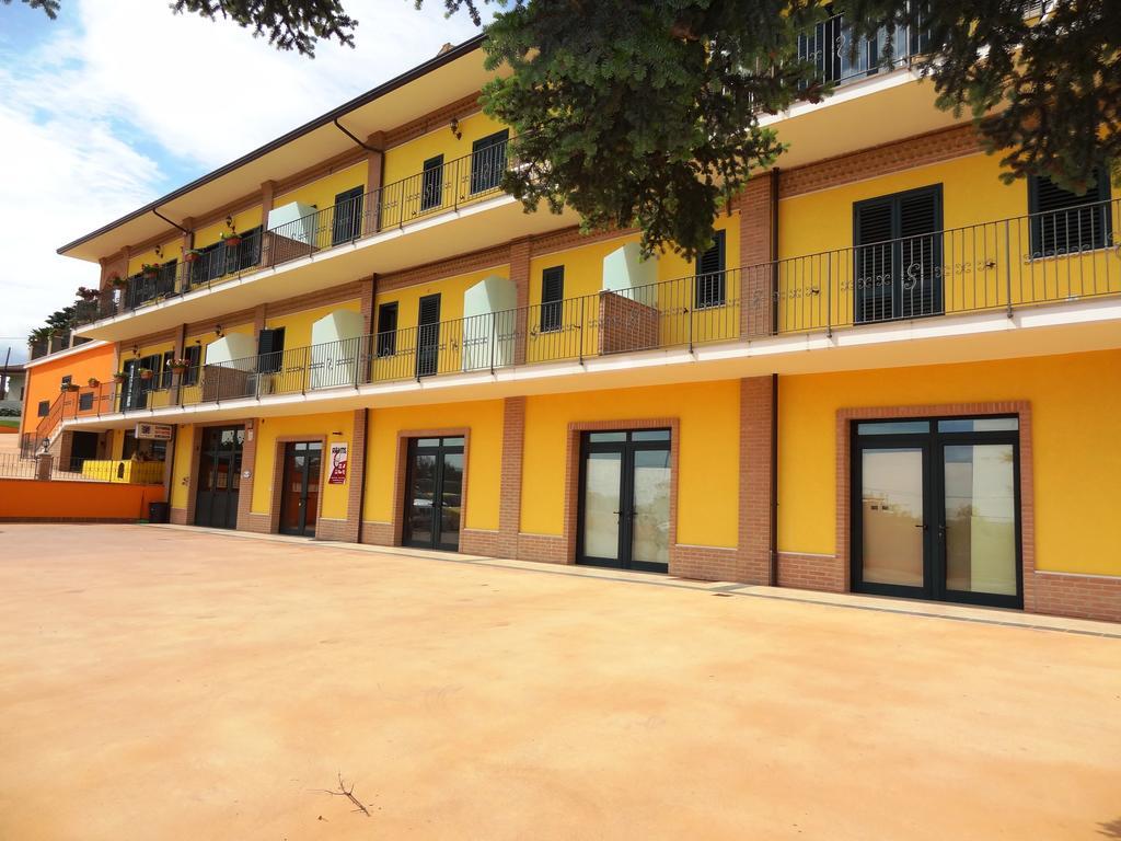Affittacamere Rooms Di Matteo San Paolo di Iesi Exterior foto
